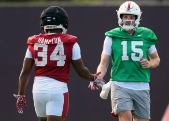 Stanford begins training camp but still hasn’t named its starting quarterback