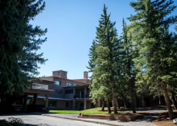 Hundreds may have been exposed to rabies at bat-infested cabins in Grand Teton National Park