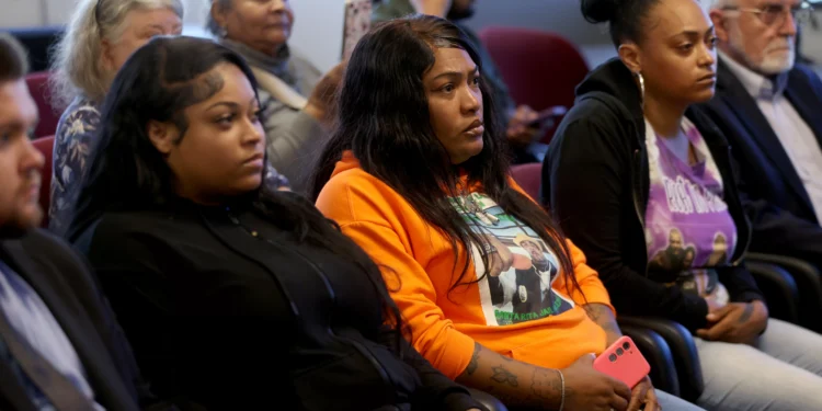 Alameda County DA to dismiss charges against 8 of 11 jail defendants in Maurice Monk’s death, sister says