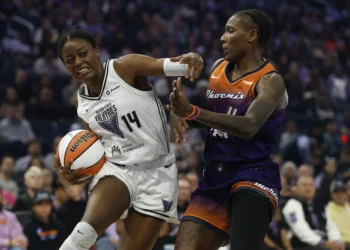 As trade deadline approaches, Valkyries remain locked in