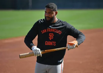 SF Giants recall Encarnacion from injured list, option Matos to Sacramento