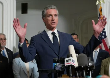 Letters: Democrats’ best weapon is better candidates