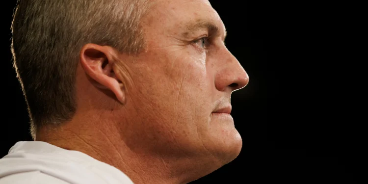 Kurtenbach: The 49ers are panic-buying to cover their roster-building mistakes