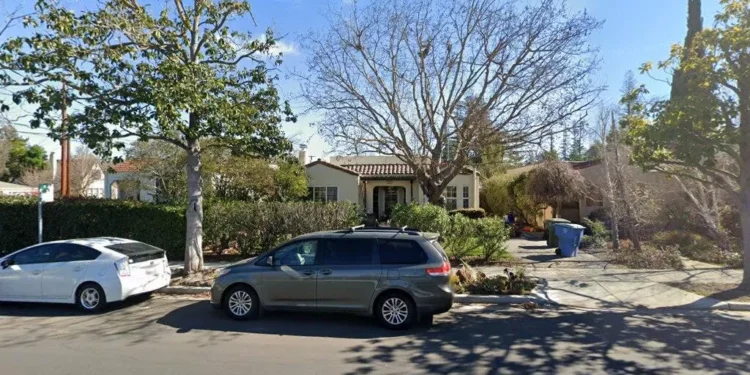 Single-family residence sells for $3.3 million in Palo Alto