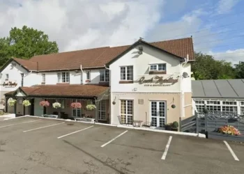 Multiple food poisoning cases confirmed after lunch at popular Welsh pub