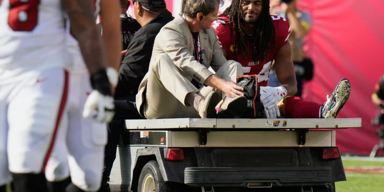 Fred Warner suffers dislocated, broken ankle in 49ers’ loss to Buccaneers