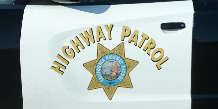 Two cars hit in shooting on Highway 24 in Oakland