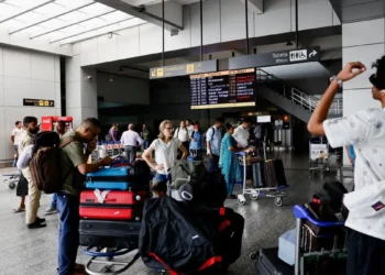 Delhi airport’s air traffic control faces tech issues; over 100 flights delayed