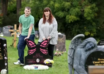 Council could rethink grave decoration rules after grieving families complain