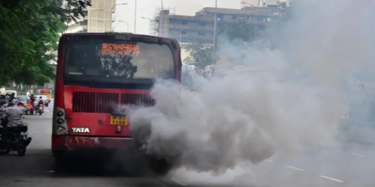 Government hikes fitness test fees for vehicles older than 20 years