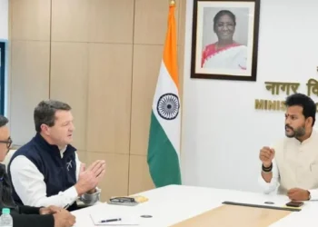 Centre flags IndiGo’s inability to operate approved schedule, orders a 10% cut in operations