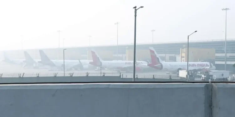 Dense fog forces CAT-III operations at Delhi airport