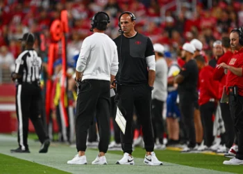 Don’t expect 49ers DC Robert Saleh to jump at first head coaching job that comes his way