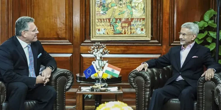 EU trade chief in Delhi with top officials for FTA negotiations