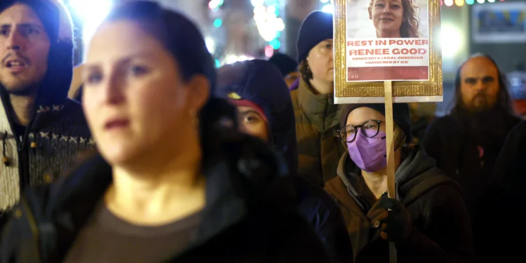 Who is accountable? ICE killing in Minnesota reignites Bay Area debate over police shootings of drivers