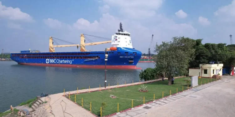 Kolkata port plans to replicate success of direct China service