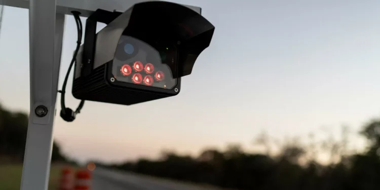 Letters: Authorities must end sharing of license plate data