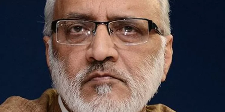 Promote alternate soluble fertilizers for balanced use, says economist Gulati