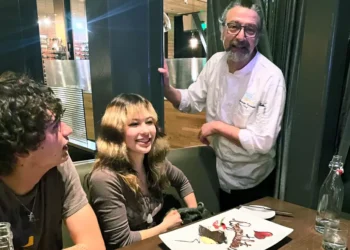 Alysa Liu drops by Italian restaurant in the Bay Area, reveals cake secret