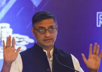 India sustains 7–7.5% growth; Bengal should position itself as a maritime state: Sanyal