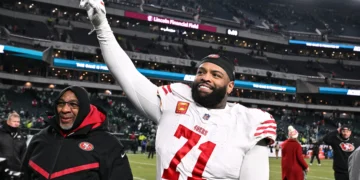 49ers, Trent Williams in another ‘standoff’ entering contract’s last year