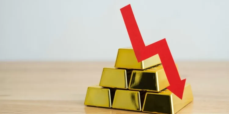 Gold, silver humbled again as rising dollar, hawkish US Fed signal sway investors to currencies, bonds