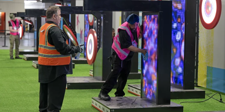 Super Bowl Experience gives fans the chance to get up close with the NFL
