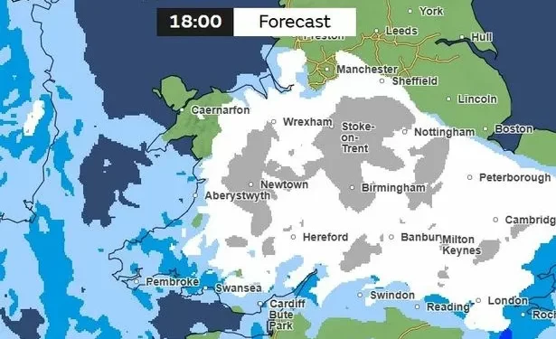 Met Office maps show exactly when and where snow will fall in Wales