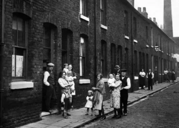 Man’s hidden life unearthed in letters kept by his family