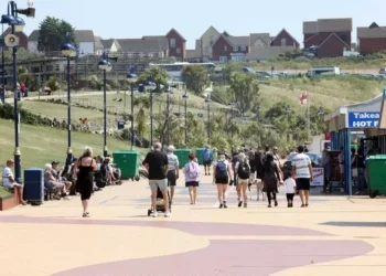 Hottest day of year on way with temperatures in Wales to peak mid week