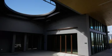 Families sue to block Menlo Park’s TIDE Academy closure